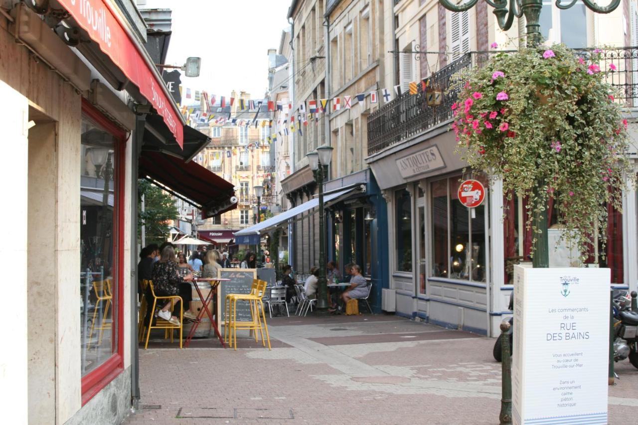 Studio en plein coeur de Trouville Extérieur photo